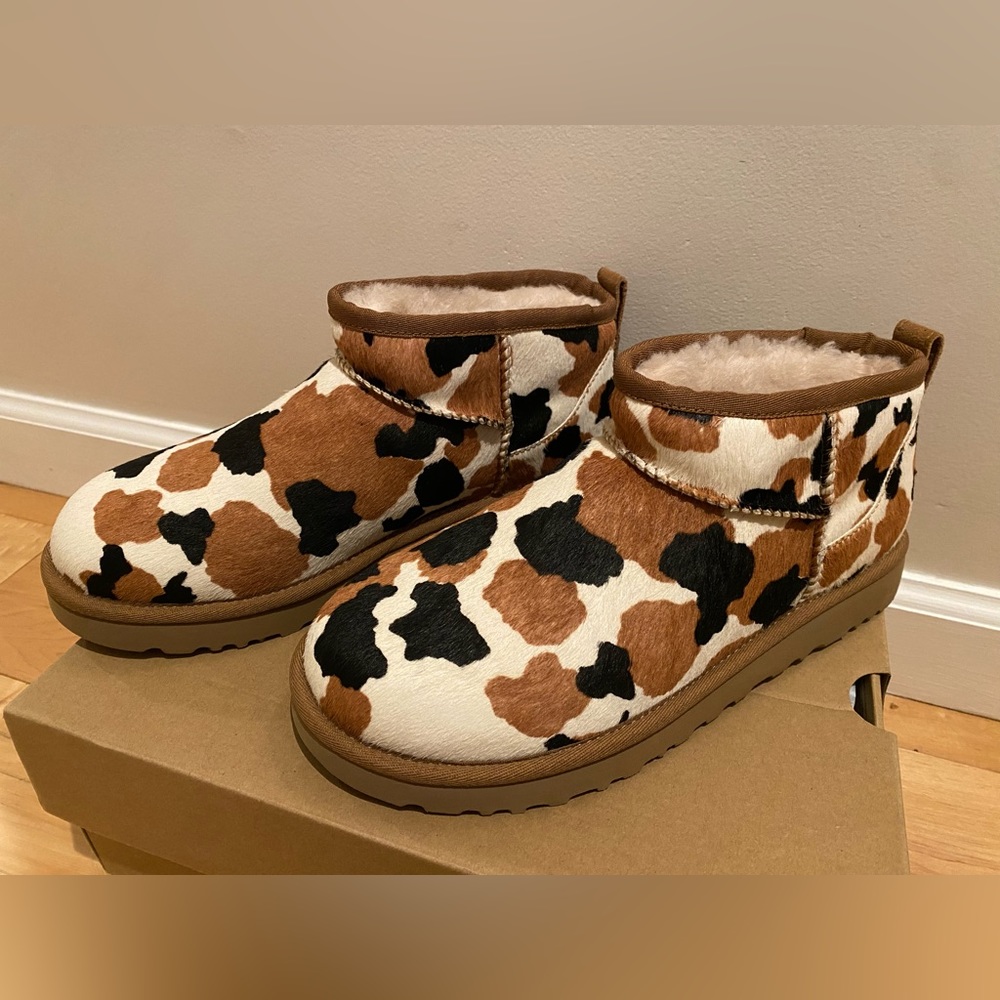 NWT UGG Women’s Classic Ultra Mini Cow Print, US Size 8